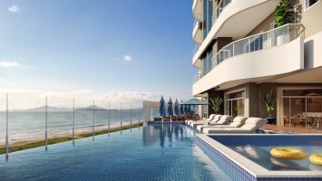 Piscina com borda infinita