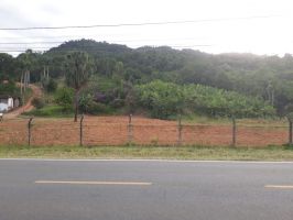 Terrenos sem benfeitorias
