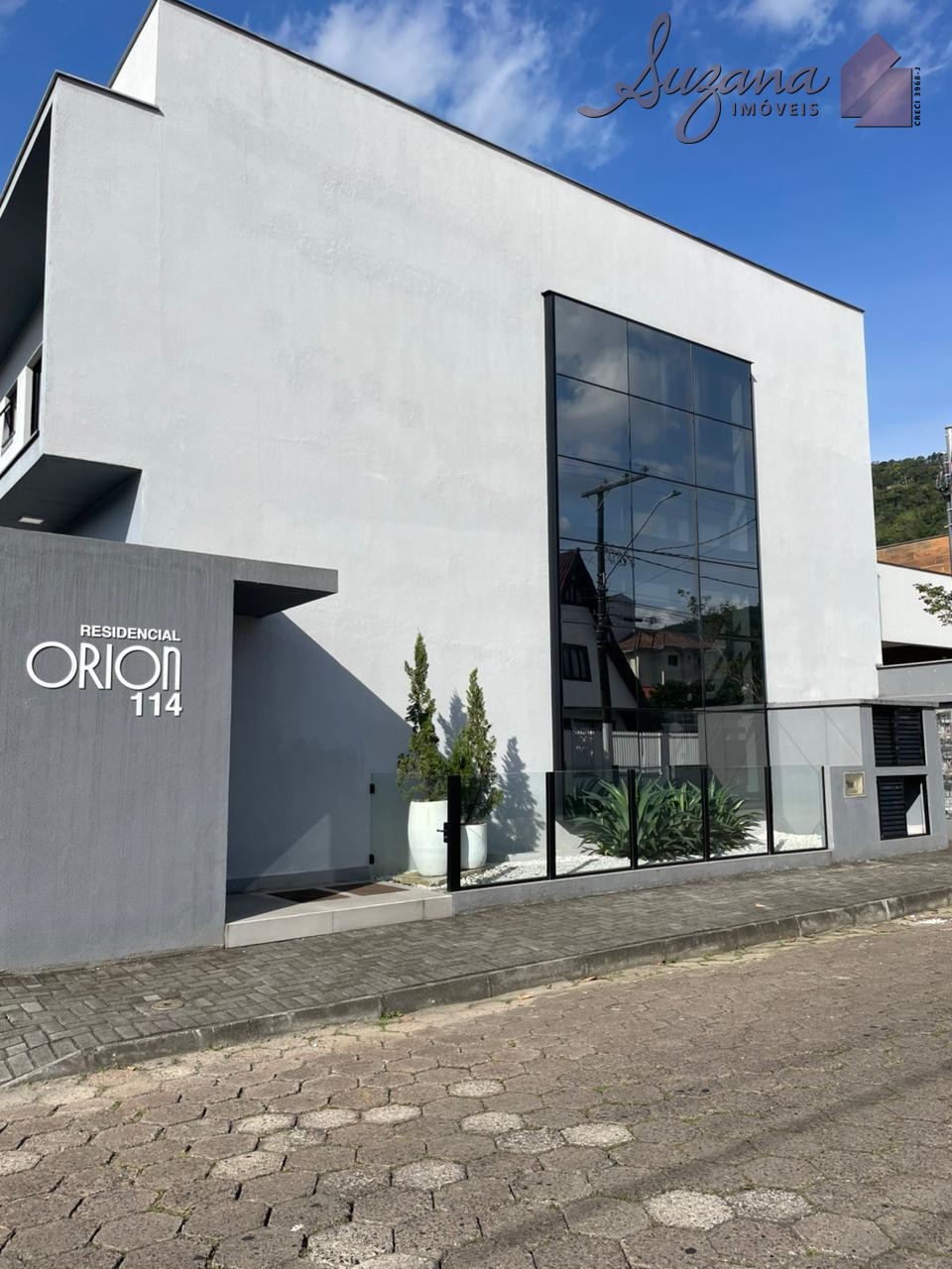 Casa Geminada - Res. Orion