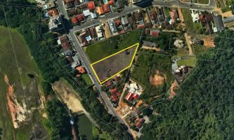 Terreno sem benfeitorias