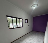 Sobrado Comercial com Casas Residenciais 
